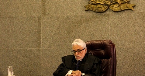 O conselheiro relator Wanderley Ávila (Foto: Karina Camargos Coutinho)